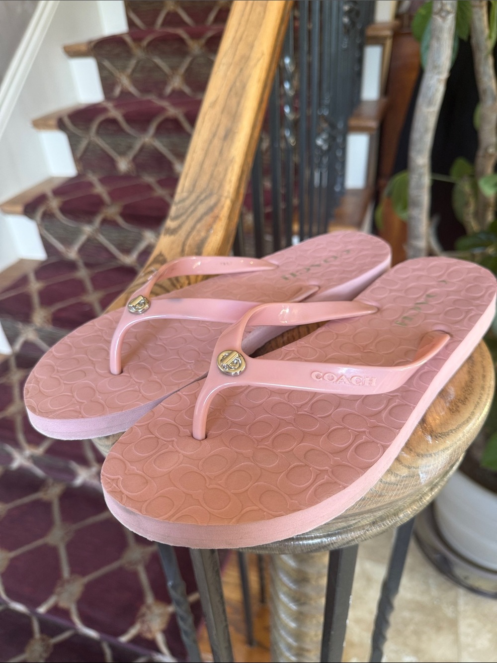 COACH ABBIGAIL ladies flip-flops preowned good condition size 9 - Picture 9 of 10